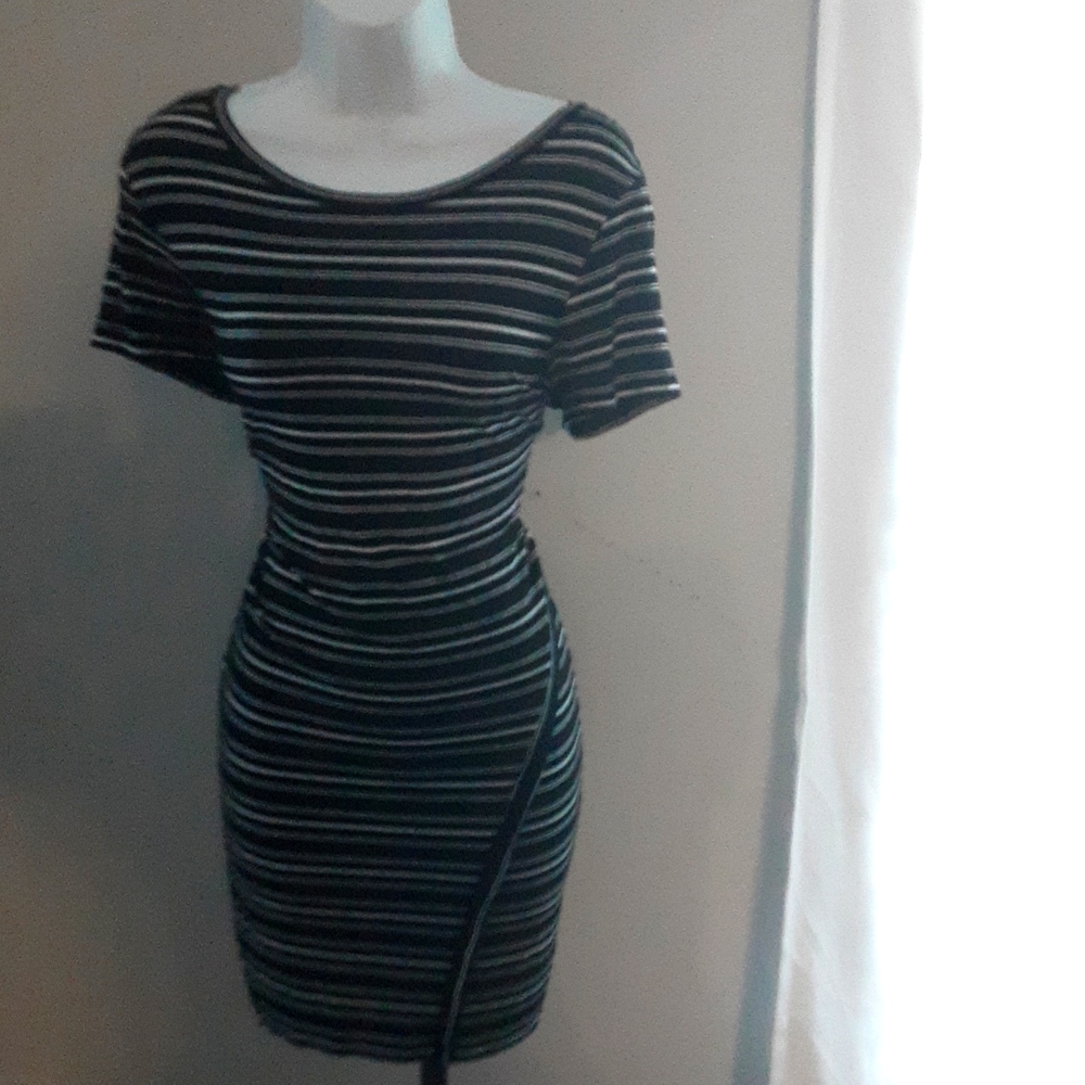 Zealand Outfitters Short Dress